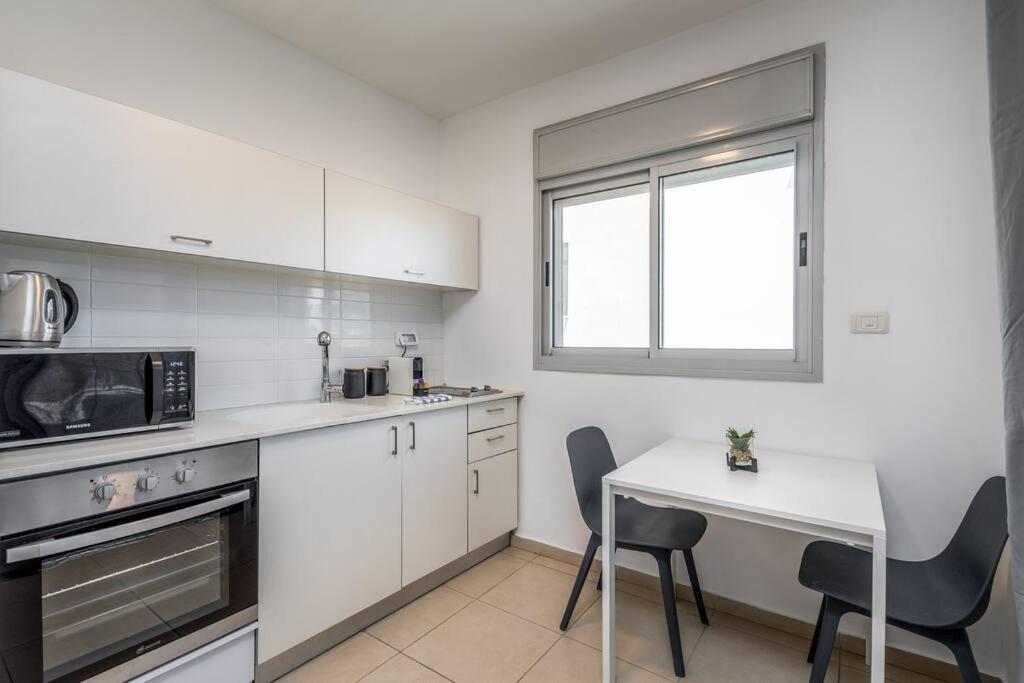 Bograshov Area - Cosy Apart' Hotel Close To The Beach Tel Aviv Exterior photo